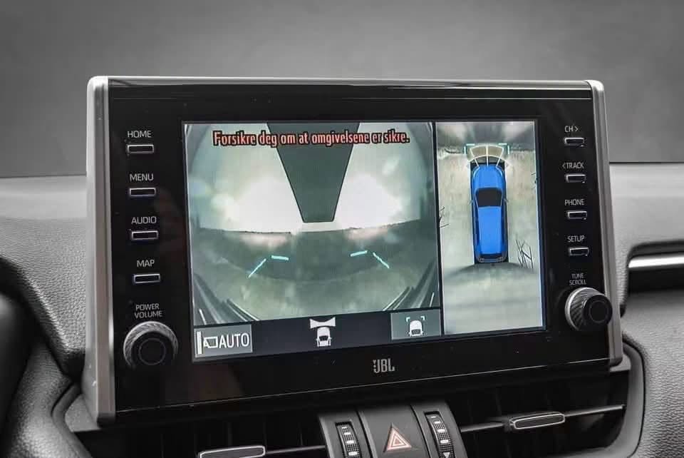 Toyota RAV4 PHEV AWD Executive - image 23