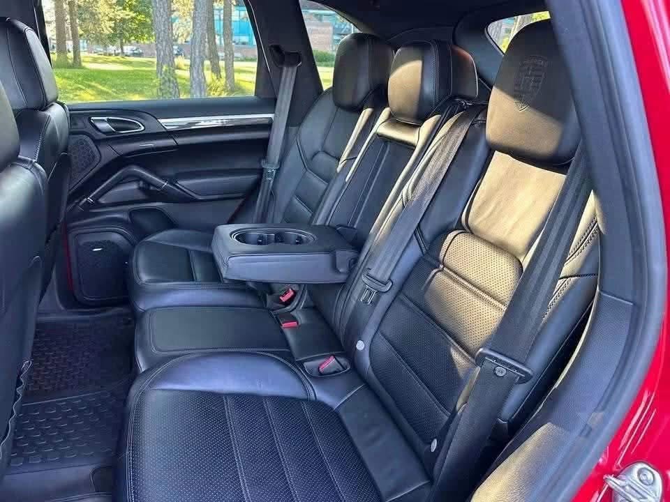 Porsche Cayenne Diesel Tiptronic S - image 4