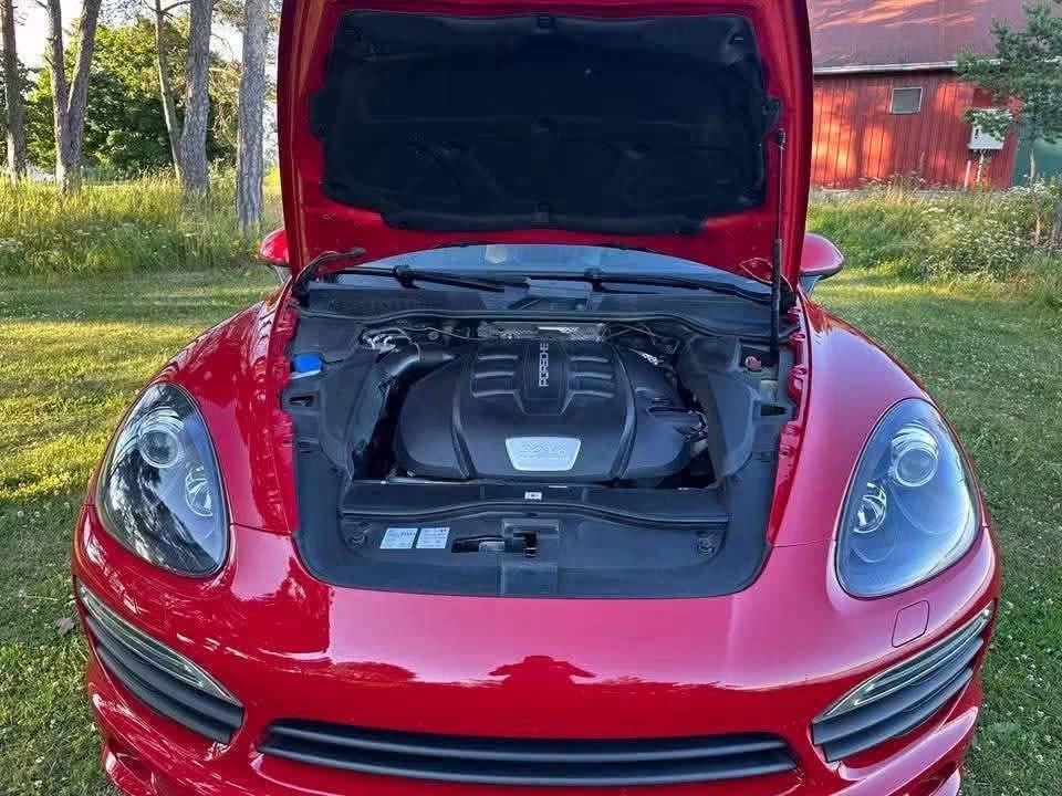 Porsche Cayenne Diesel Tiptronic S - image 6