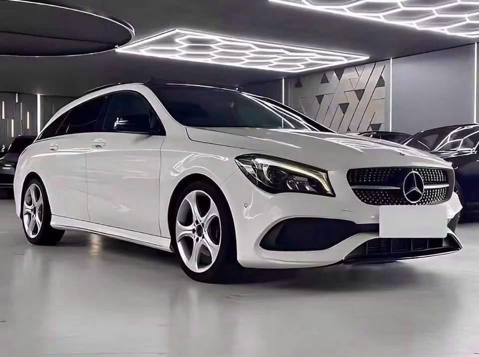 Mercedes-Benz CLA 220 d Shooting Brake AMG Line