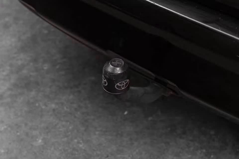 Toyota RAV4 PHEV AWD Executive - image 31