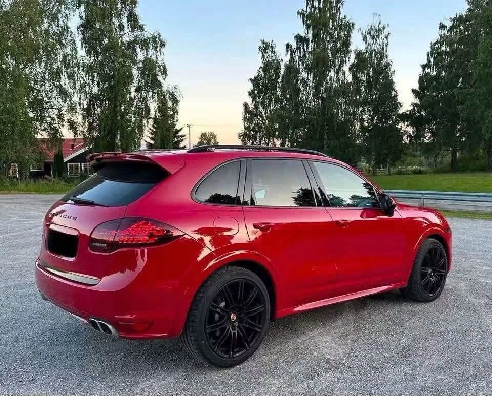 Porsche Cayenne Diesel Tiptronic S - image 3