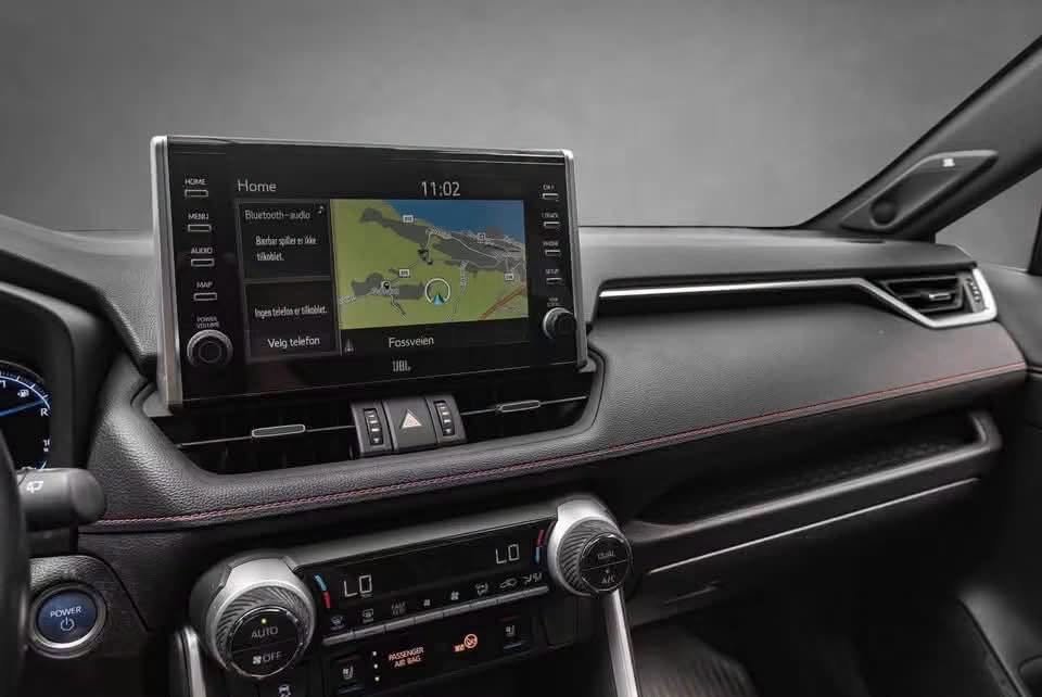 Toyota RAV4 PHEV AWD Executive - image 10