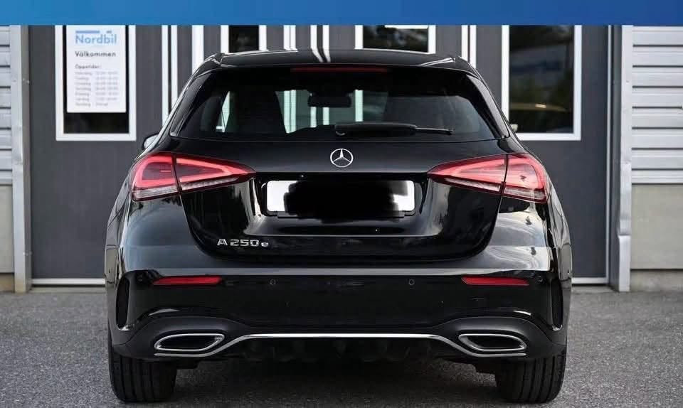 Mercedes-Benz A 250e AMG - image 3