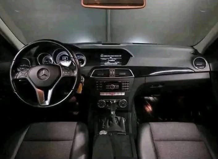 Mercedes-Benz C200 CDI Avantgarde - image 4