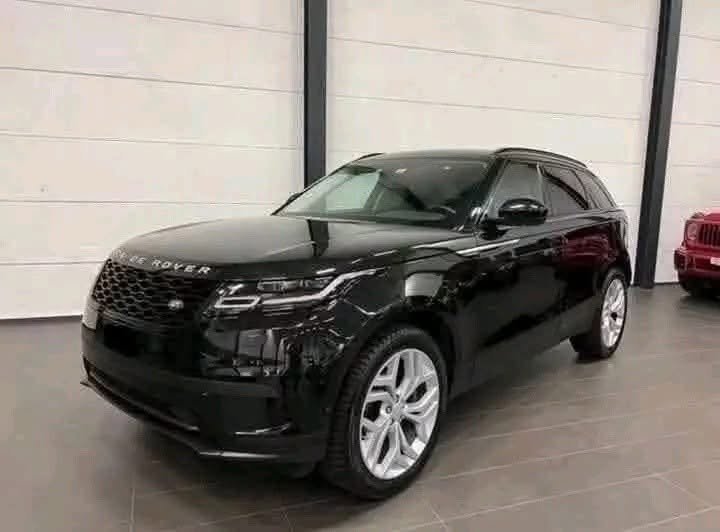 Range Rover Velar P 300 - image 17