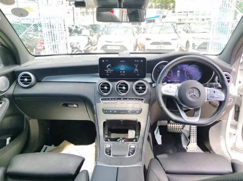 Mercedes-Benz GLC 220d 4MATIC - image 6