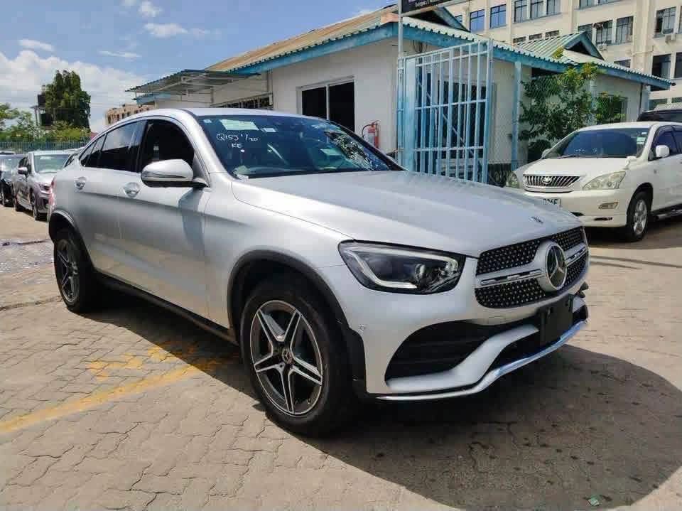 Mercedes-Benz GLC 220d 4MATIC - image 8