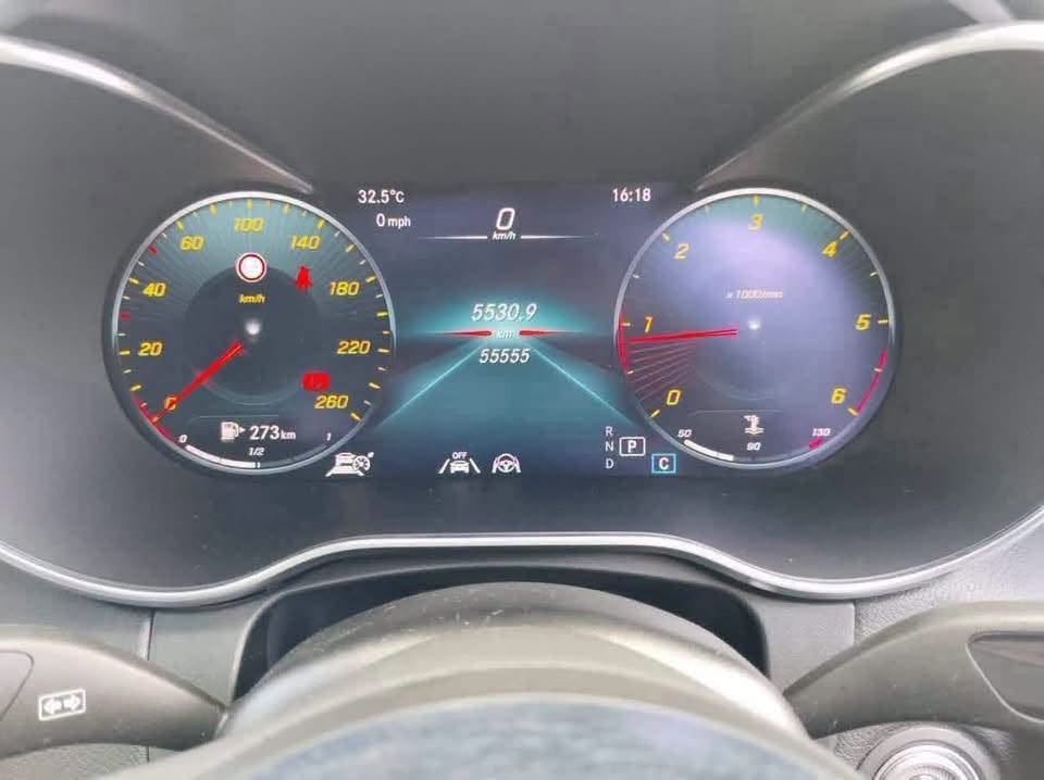 Mercedes-Benz GLC 220d 4MATIC - image 10