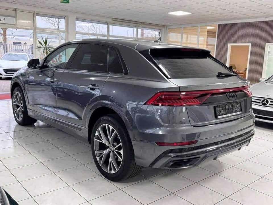 Audi Q8 50 TDI quattro - image 16