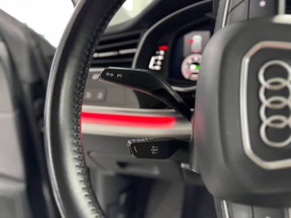 Audi Q8 50 TDI quattro - image 19