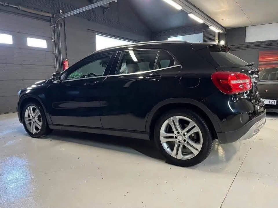 Mercedes GLA 200 - image 7