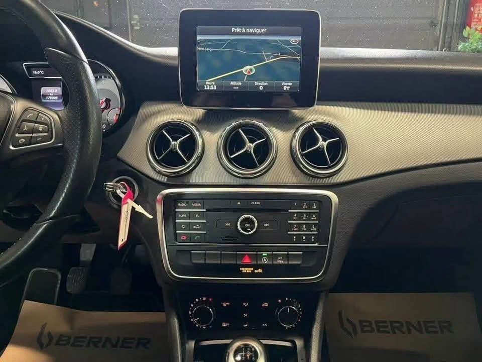 Mercedes GLA 200 - image 12