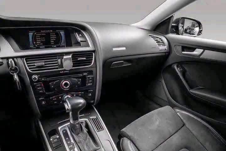 Audi A5 Sportback 2.0 TDI S-Line - image 10