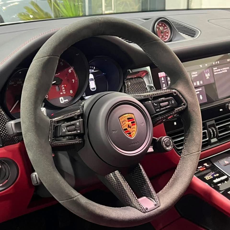 Porsche Macan T — 2026 - image 12