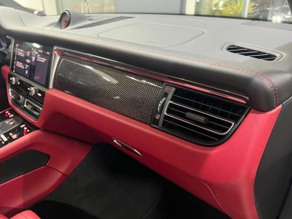 Porsche Macan T — 2026 - image 14