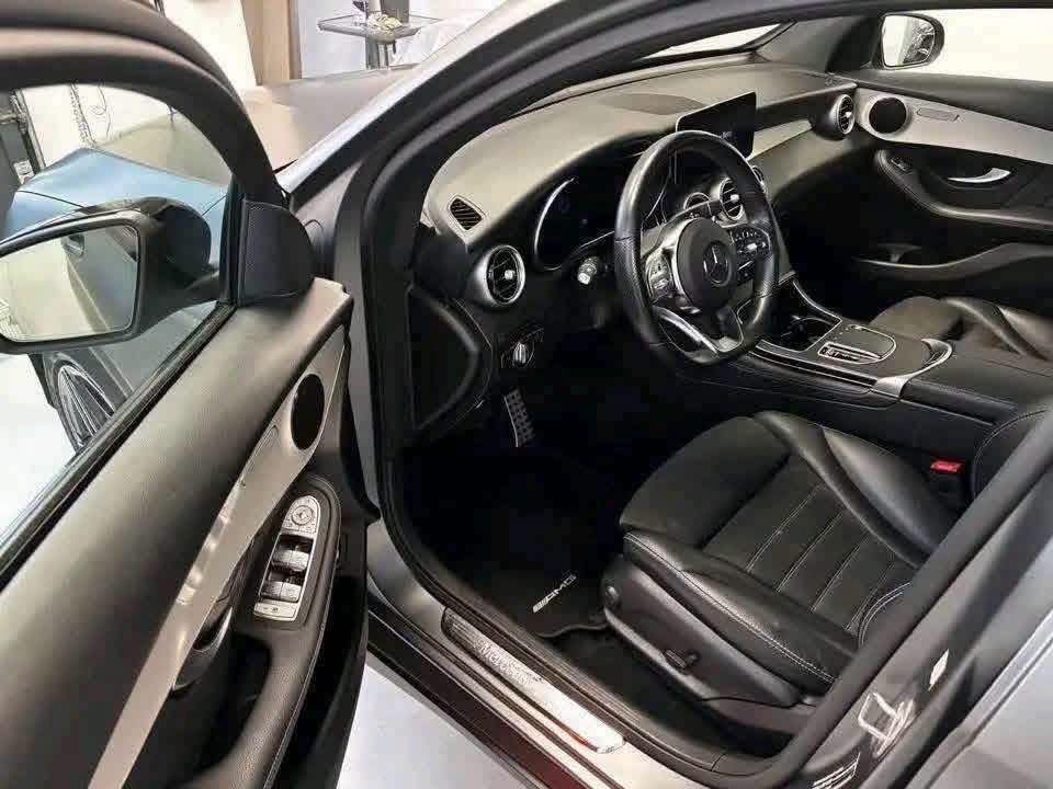 Mercedes-Benz GLC 300 de 4MATIC Coupé - image 10