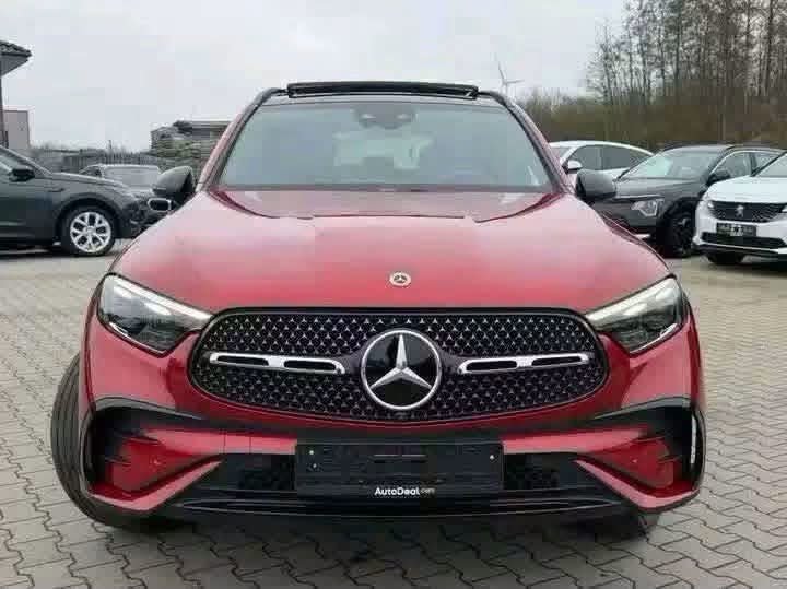 Mercedes-Benz GLC 300 e AMG Line 4MATIC