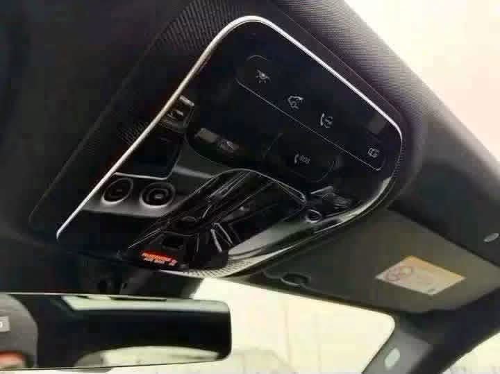 Mercedes-Benz GLC 300 e AMG Line 4MATIC - image 27