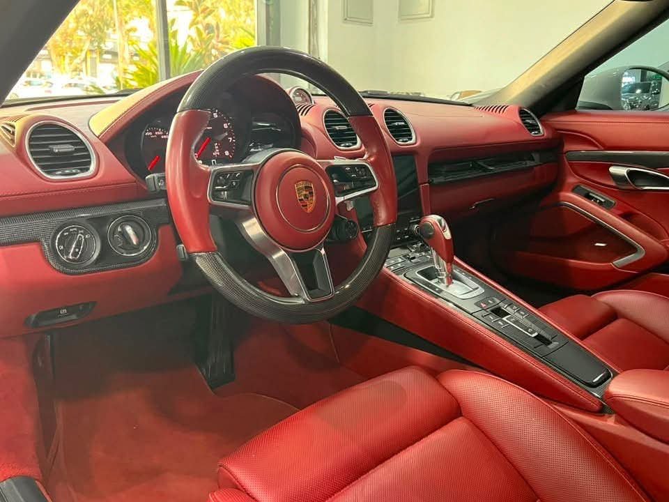 Porsche Boxster - image 17