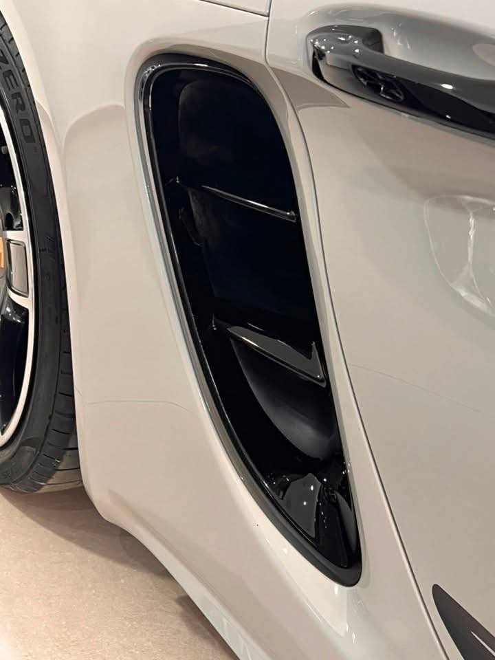 Porsche Boxster - image 24