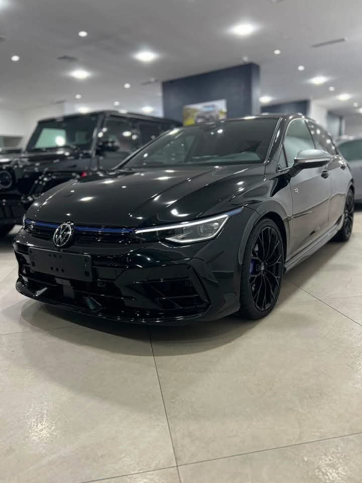 Volkswagen Golf R — 2025 - image 3