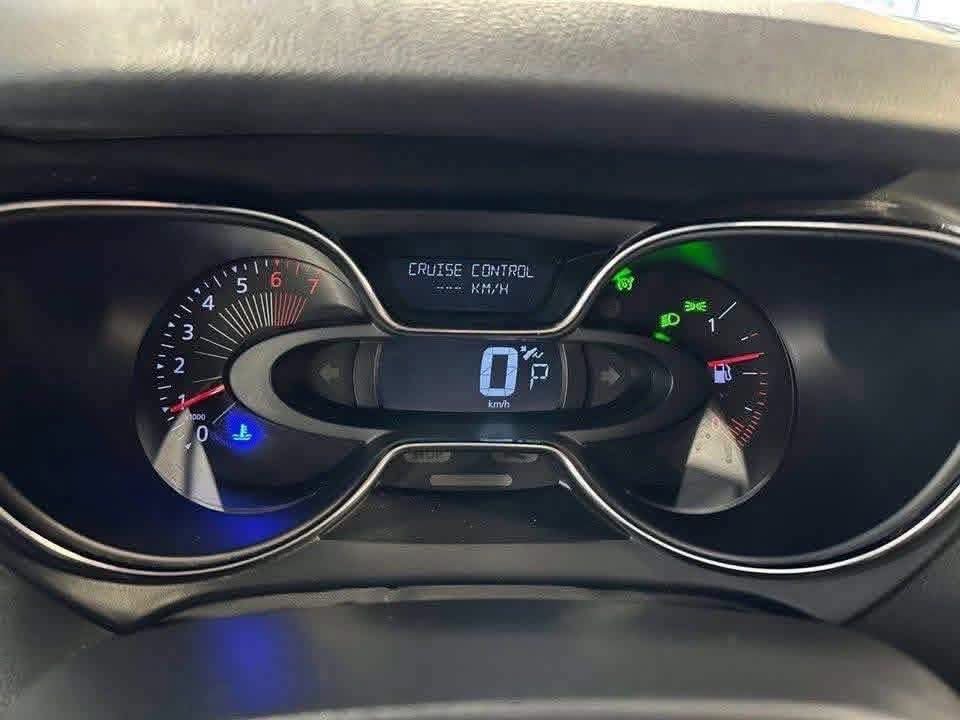 Renault Captur — 2016 - image 13