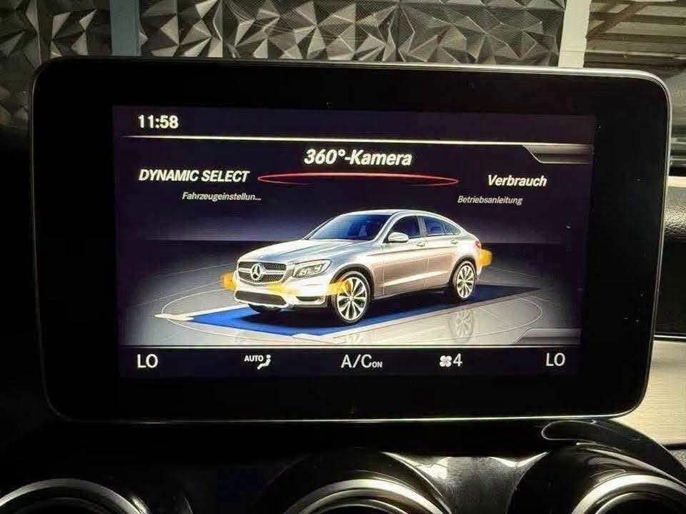 Mercedes-Benz GLC 250 d Coupé 4MATIC AMG - image 38
