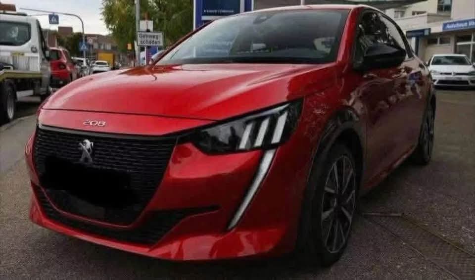 Peugeot 208 PureTech 130 EAT8 GT Line/Allure - image 2