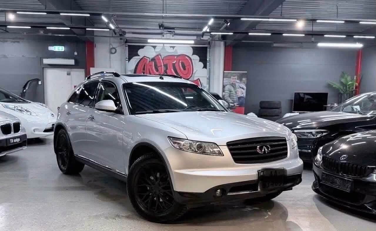 à publier Infiniti FX35 3.5 V6 4x4 - image 2