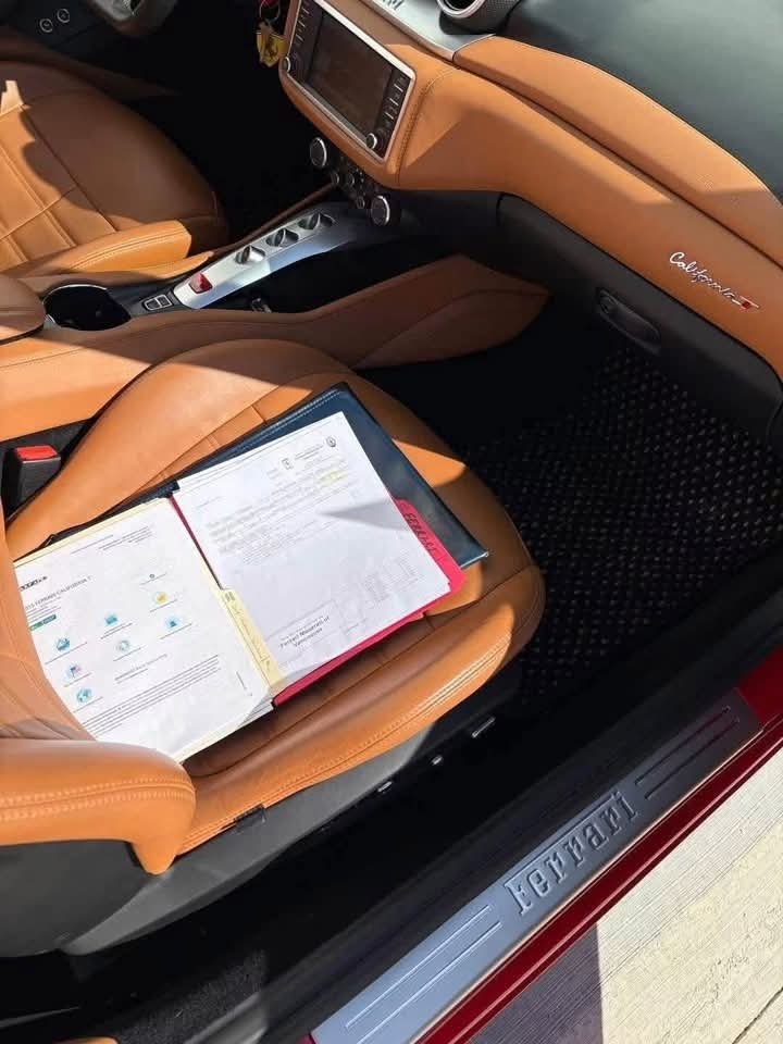 Ferrari California T - image 8