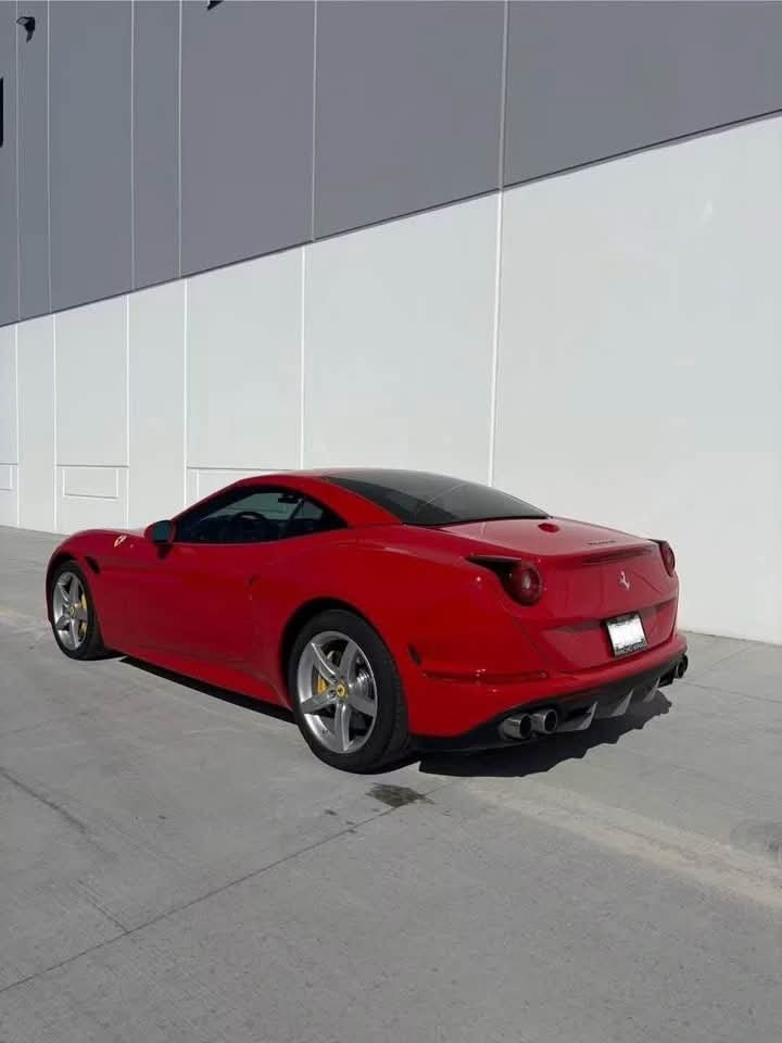 Ferrari California T - image 9