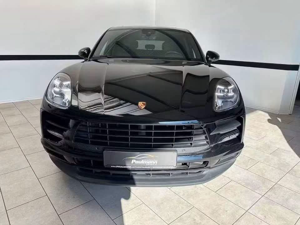 Porsche Macan - image 3