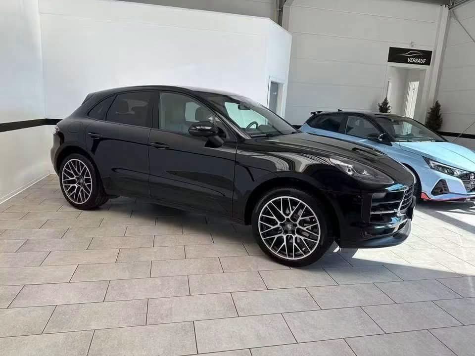 Porsche Macan - image 5