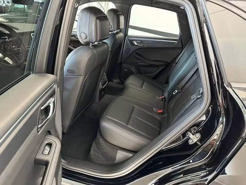 Porsche Macan - image 16