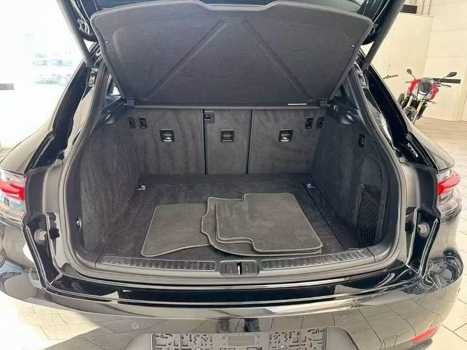 Porsche Macan - image 22