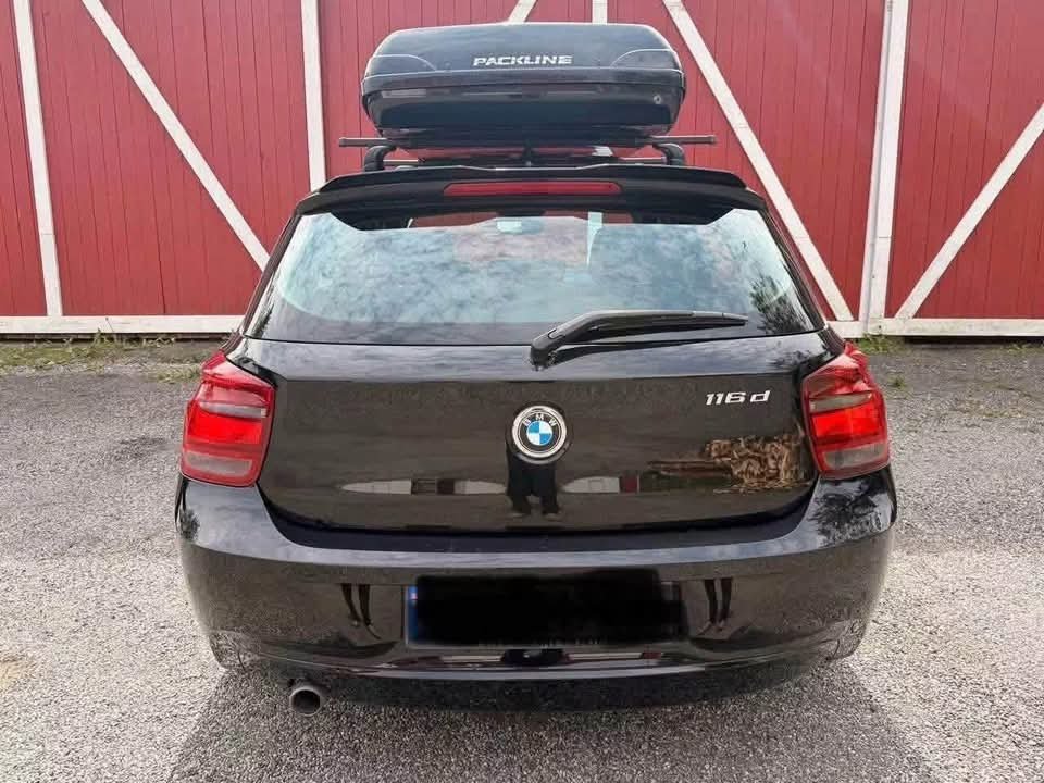 BMW 116d Advantage Edition - image 9
