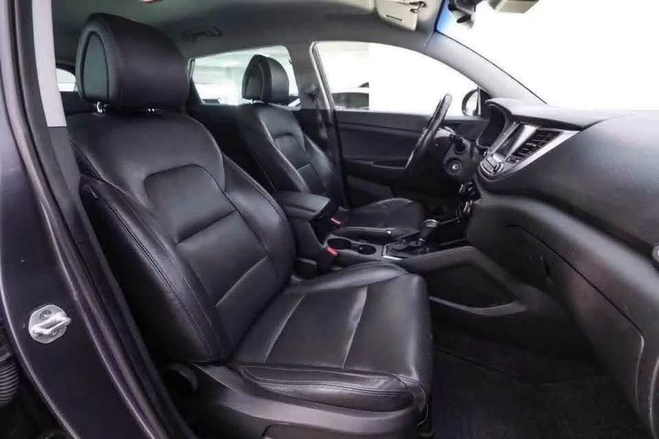 Hyundai Tucson 1.7 CRDi - image 10