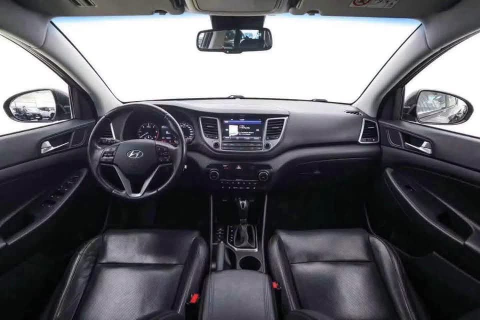 Hyundai Tucson 1.7 CRDi - image 11