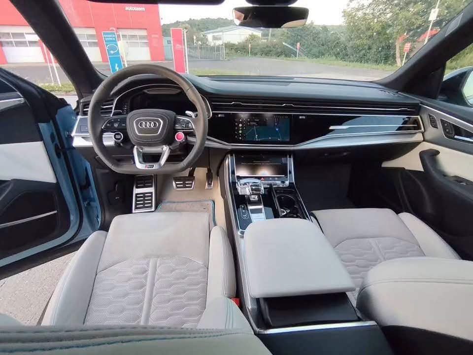 Audi RS Q8 TFSI quattro tiptronic - image 10