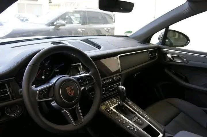 Porsche Macan NAVIPLUS-SHZ-FULL - image 8