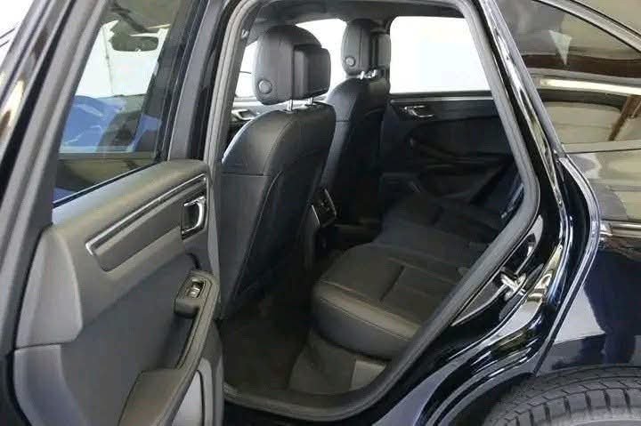 Porsche Macan NAVIPLUS-SHZ-FULL - image 13