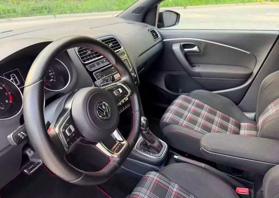 Volkswagen Polo - image 4