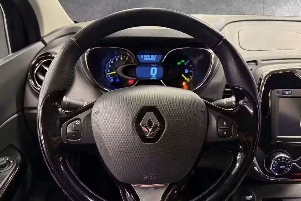 Renault Captur 1.0 Essence - image 9