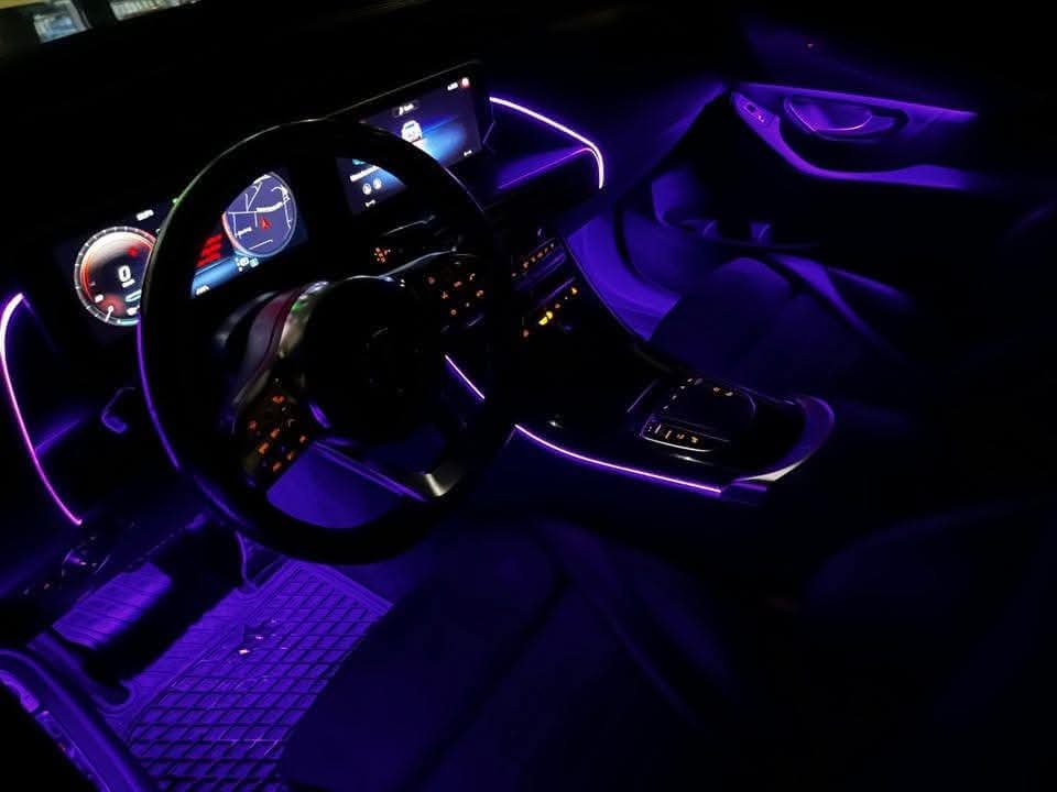 Mercedes-Benz EQC 400 4MATIC - image 13