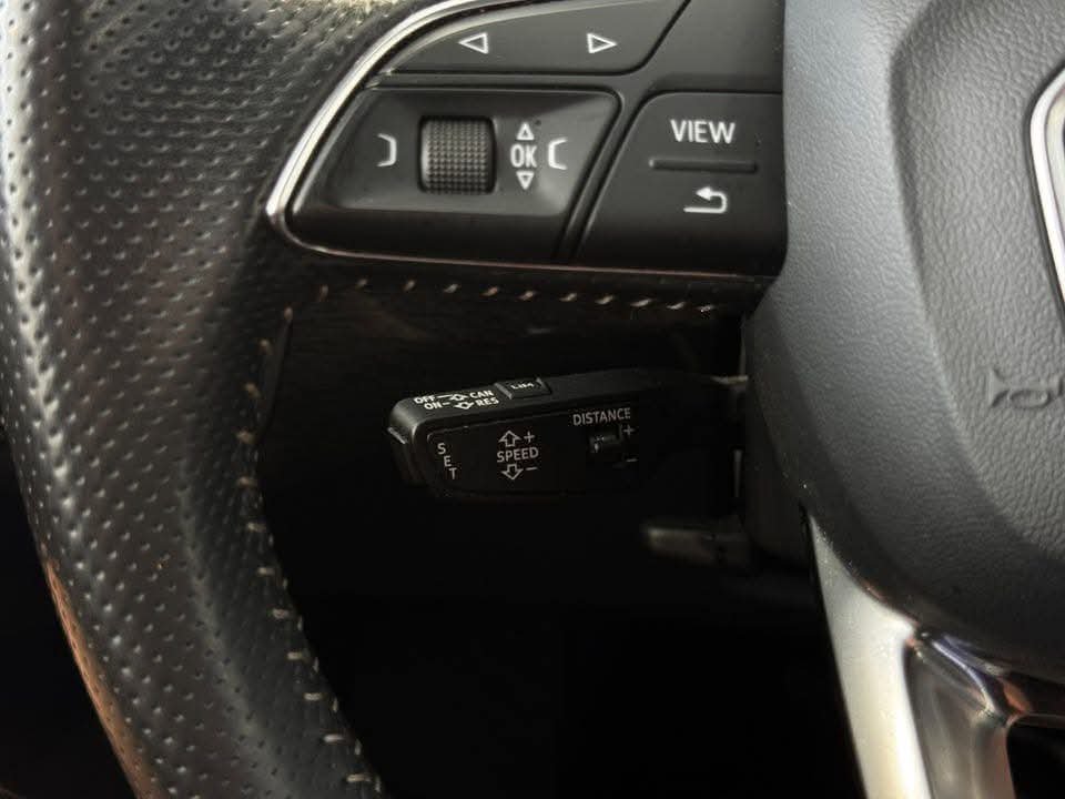 Audi Q7 SUV - image 27