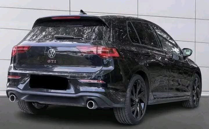 Volkswagen Golf VIII GTI Black Style - image 2