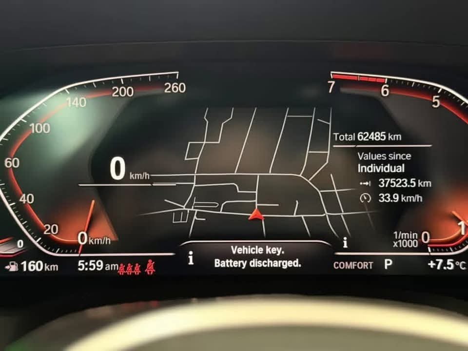 BMW 330i M Sport - image 21