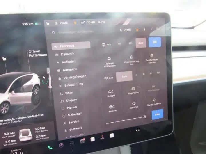 Tesla Model Y Long Range AWD - image 20