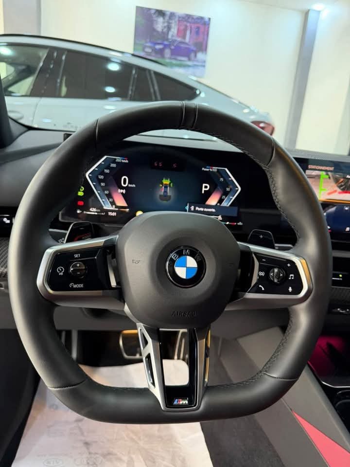 BMW 520d xDrive Black Edition - image 15